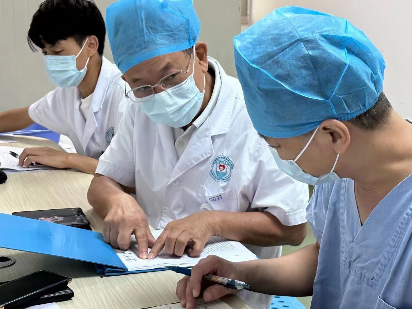 Retired Female Engineer Faces Biliary Obstruction Crisis, Professor Luo Pengfei Skillfully Opens Life Channel